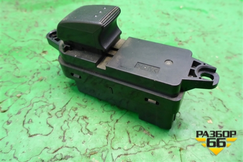 Кнопка стеклоподъёмника задняя левая (EH6266380) для Mazda CX 7 с 2006-2012г