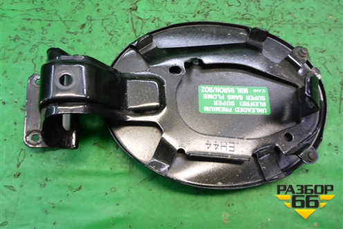 Лючок бензобака для Mazda CX 7 с 2006-2012г