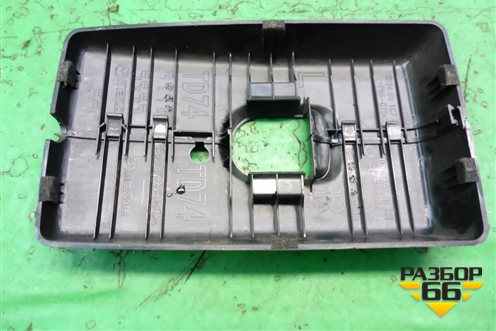 Накладка внутренняя (на зеркало заднего вида) (TD74691C1) для Mazda CX 7 с 2006-2012г