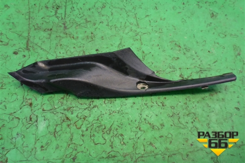 Молдинг лобового стекла левый (нижний) (EG2151C1) для Mazda CX 7 с 2006-2012г