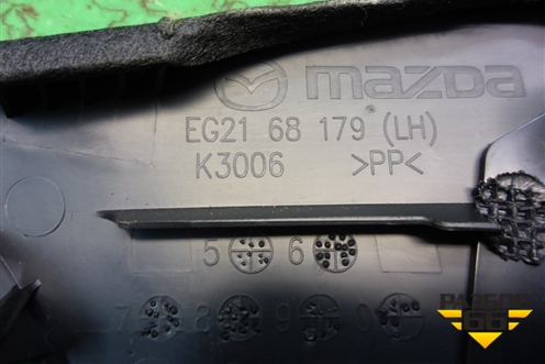 Накладка на торпедо (боковая верхняя левая) (EG2168179) для Mazda CX 7 с 2006-2012г