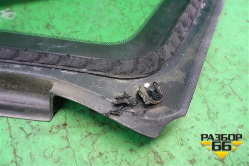 Стекло глухое правое (переднее) для Mazda CX 7 с 2006-2012г