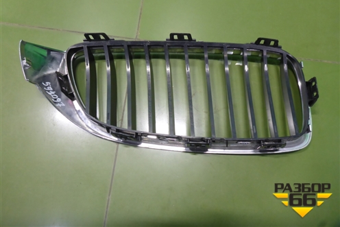 Решетка радиатора левая (51137294813) для BMW 4-серия F32 с 2013-2020г