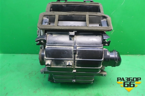 Корпус отопителя (передний под радиатор) (972004H251) для Hyundai Grand Starex с 2007-2021г