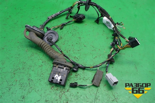 Проводка двери передней правой (8M5T14K138) для Ford Focus 2 с 2008-2011г