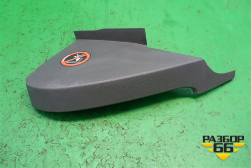 Накладка на торпедо (боковая правая) (4M5XA04096AAW) для Ford Focus 2 с 2008-2011г