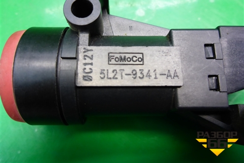 Кнопка аварийного отключения топлива (5L2T9341AA) для Ford Focus 2 с 2008-2011г