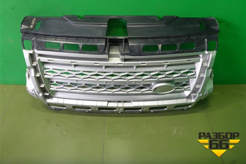 Решетка радиатора (до 2010г) (6H5217D957T) для Land Rover Freelander 2 с 2007г