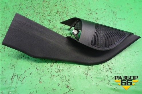 Накладка двери передней левой уголок (4M51A23409AJ3YYW) для Ford Focus 2 с 2008-2011г