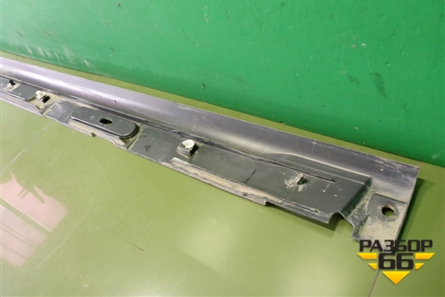Накладка на порог наружная левая (5M5110155AB) для Ford Focus 2 с 2008-2011г