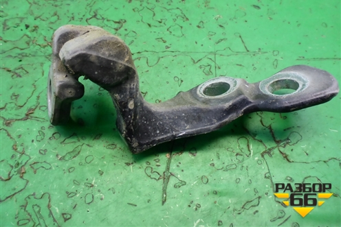 Петля двери передней правой нижняя для Ford Focus 2 с 2008-2011г