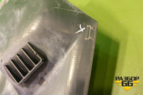 Накладка декоративная на переднюю панель (8W6807081) для Audi A5/S5 с 2016г