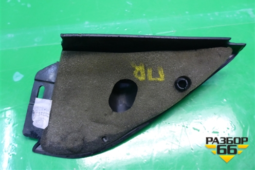 Накладка двери передней правой уголок для Volkswagen Pointer с 2004г