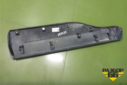 Накладка двери задней правой (7507742040) для Toyota Rav-4 с 2018г
