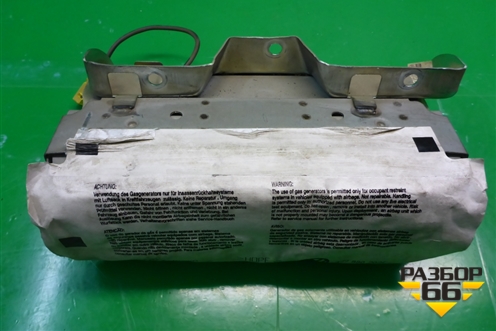 Подушка безопасности пассажирская в торпедо (377880202C) для Volkswagen Pointer с 2004г
