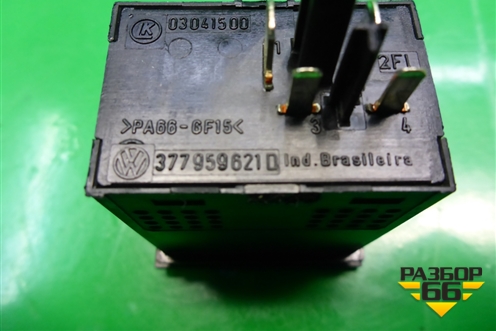 Кнопка обогрева заднего стекла (377959621D) для Volkswagen Pointer с 2004г