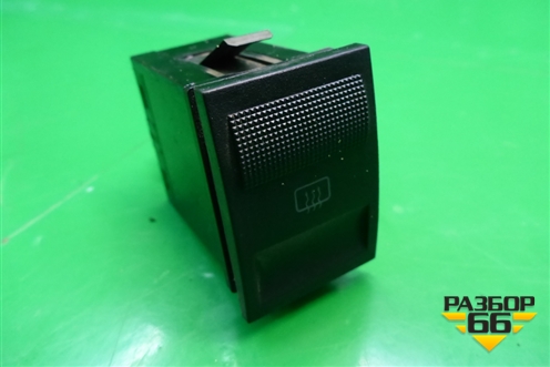 Кнопка обогрева заднего стекла (377959621D) для Volkswagen Pointer с 2004г