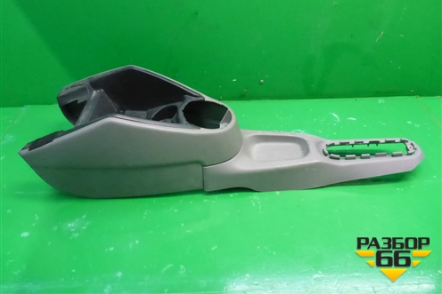 Консоль (377863319B) для Volkswagen Pointer с 2004г