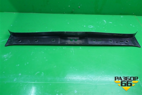 Обшивка багажника на заднюю панель (377863485) для Volkswagen Pointer с 2004г