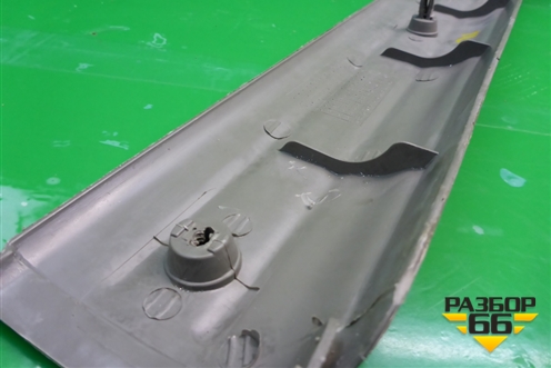 Накладка порога внутренняя переднего левого (373853813) для Volkswagen Pointer с 2004г