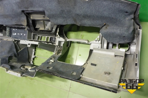 Торпедо под AIR BAG без AIR BAG для Volkswagen Pointer с 2004г