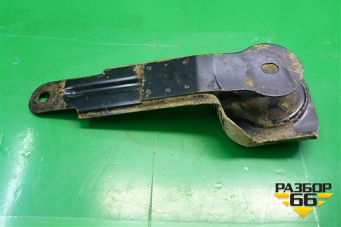 Кронштейн КПП (МКПП) (377399541C) для Volkswagen Pointer с 2004г