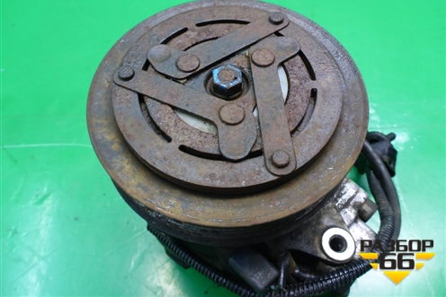 Компрессор кондиционера (1.0л BJR) (5X0820803) для Volkswagen Pointer с 2004г