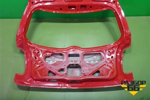 Дверь багажника без стекла (6700502110) для Toyota Auris с 2006-2012г