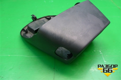 Кожух рулевой колонки (8200739453) для Renault Sandero с 2009-2014г