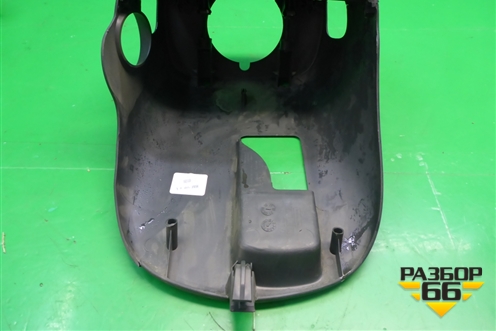 Кожух рулевой колонки (8200739453) для Renault Sandero с 2009-2014г
