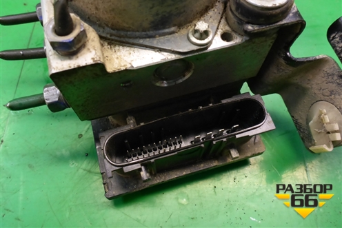 Блок ABS (476604621R) для Renault Sandero с 2009-2014г