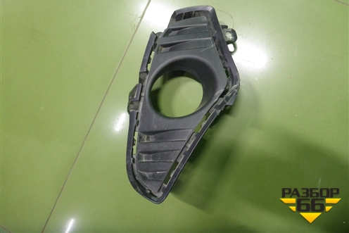 Накладка ПТФ правая (5212742190) для Toyota Rav-4 с 2018г
