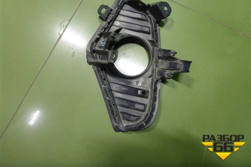 Накладка ПТФ правая (5212742190) для Toyota Rav-4 с 2018г