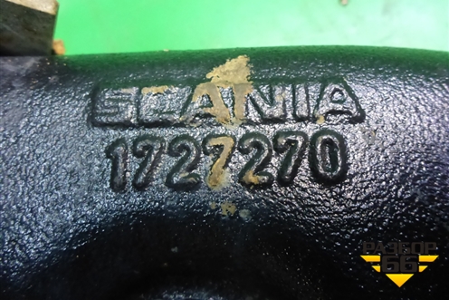 Кронштейн переднего бампера левый  верхний (1727270) для Scania  5 P Series с 2004-2016г