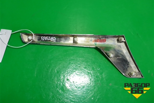 Планка на фару левая (после 2015г) (5318260040) для Toyota Land Cruiser (200) с 2008г