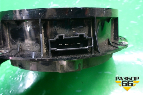 Динамик (6R0035453C) для Volkswagen Polo (седан) с 2010г