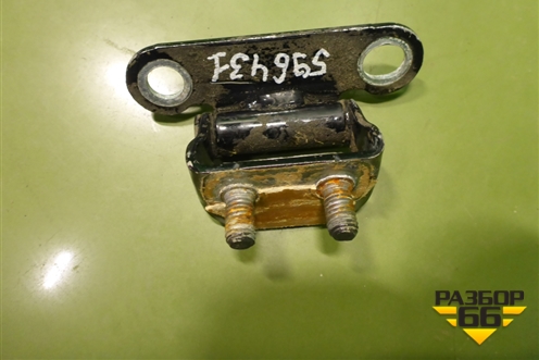 Петля двери багажника (до 2015г верхней) (6881028040) для Toyota Land Cruiser (200) с 2008г