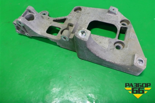 Кронштейн генератора (1.6л BSE) (06F903143F) для Skoda Octavia (А5) с 2004-2013г