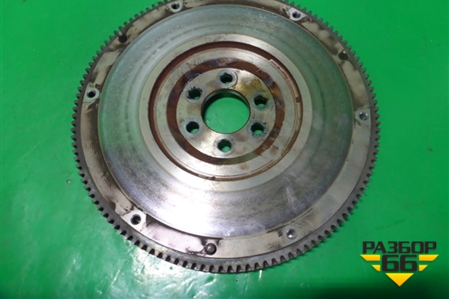 Маховик (1.6л BSE МКПП) (030105271D) для Skoda Octavia (А5) с 2004-2013г