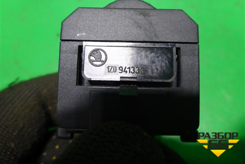 Переключатель регулировки зеркал (1Z0941333) для Skoda Octavia (А5) с 2004-2013г