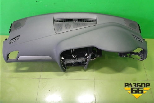 Торпедо под AIR BAG без AIR BAG (правый руль) (8K2857069) для Audi A4 (В8) с 2007-2015г