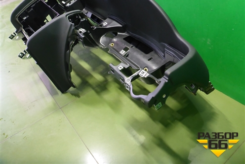 Торпедо под AIR BAG без AIR BAG (правый руль) (8K2857069) для Audi A4 (В8) с 2007-2015г