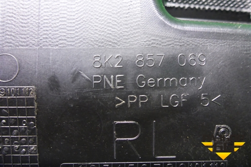 Торпедо под AIR BAG без AIR BAG (правый руль) (8K2857069) для Audi A4 (В8) с 2007-2015г