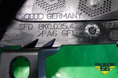Накладка двери передней левой уголок (8K0035423) для Audi A4 (В8) с 2007-2015г