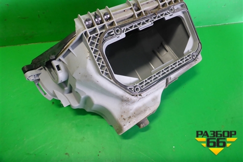Корпус блока предохранителей (правый руль) (8K2907355D) для Audi A4 (В8) с 2007-2015г