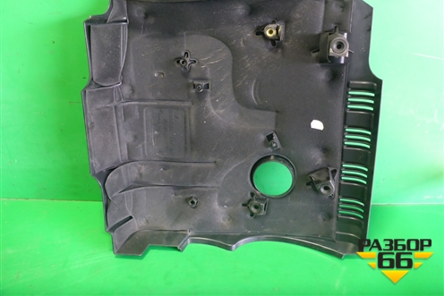 Накладка декоративная на двигатель (2.0л CDN) (06J103925AG) для Audi A4 (В8) с 2007-2015г