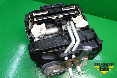 Корпус отопителя (под радиатор правый руль) (8T2820005B) для Audi A4 (В8) с 2007-2015г