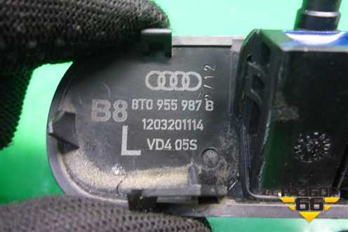 Форсунка омывателя лобового стекла (левая с подогревом) (8T0955987B) для Audi A4 (В8) с 2007-2015г