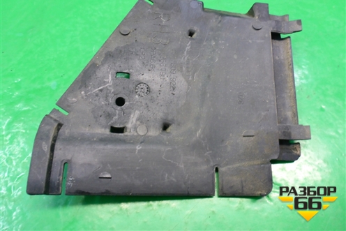 Накладка внутренняя (8K0809922) для Audi A4 (В8) с 2007-2015г