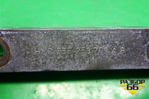Кронштейн выпусного коллектора (06F253709А) для Audi A4 (В8) с 2007-2015г